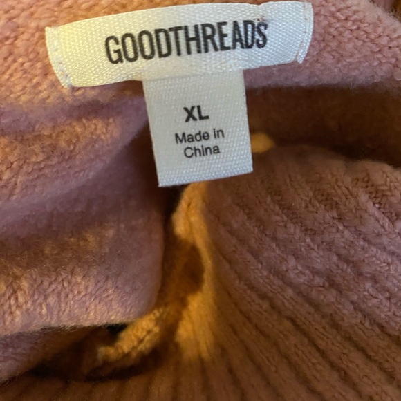 NWT Turtleneck Sweater - Picture 5 of 9